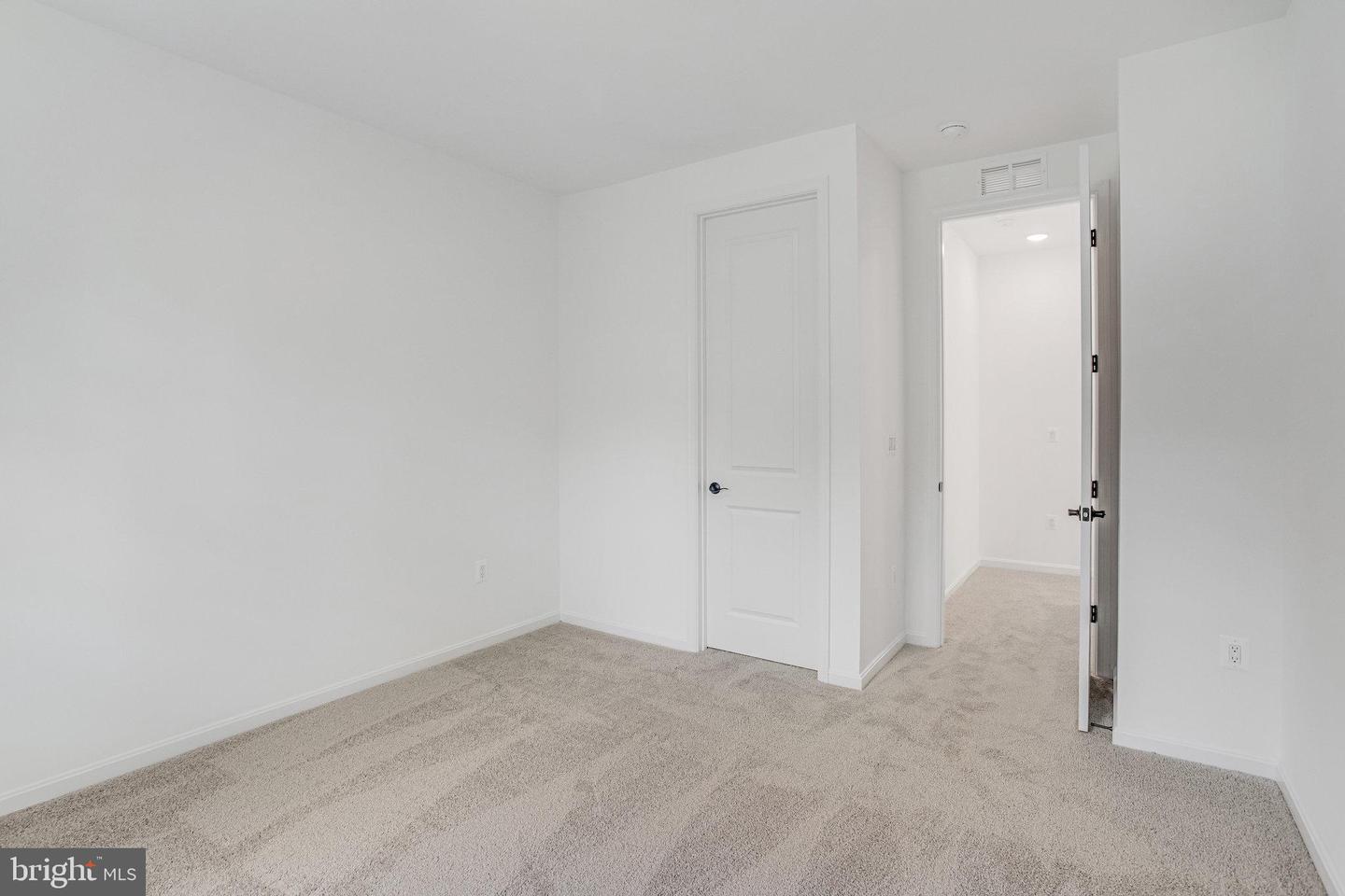 217 CAMWOOD CT, FREDERICKSBURG, Virginia 22405, 7 Bedrooms Bedrooms, ,5 BathroomsBathrooms,Residential,For sale,217 CAMWOOD CT,VAST2037636 MLS # VAST2037636