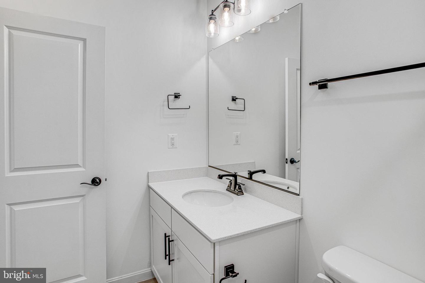 217 CAMWOOD CT, FREDERICKSBURG, Virginia 22405, 7 Bedrooms Bedrooms, ,5 BathroomsBathrooms,Residential,For sale,217 CAMWOOD CT,VAST2037636 MLS # VAST2037636