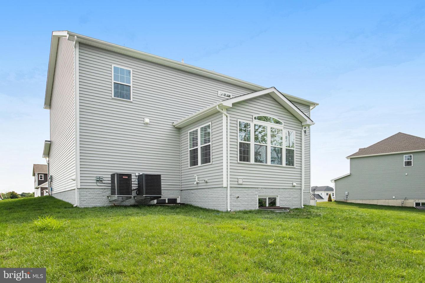 217 CAMWOOD CT, FREDERICKSBURG, Virginia 22405, 7 Bedrooms Bedrooms, ,5 BathroomsBathrooms,Residential,For sale,217 CAMWOOD CT,VAST2037636 MLS # VAST2037636