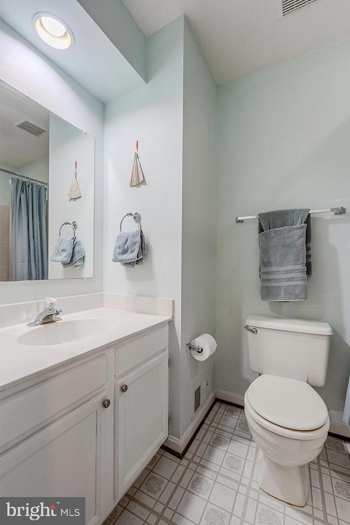 12836 MILL BROOK CT, WOODBRIDGE, Virginia 22192, 4 Bedrooms Bedrooms, ,4 BathroomsBathrooms,Residential,For sale,12836 MILL BROOK CT,VAPW2089682 MLS # VAPW2089682
