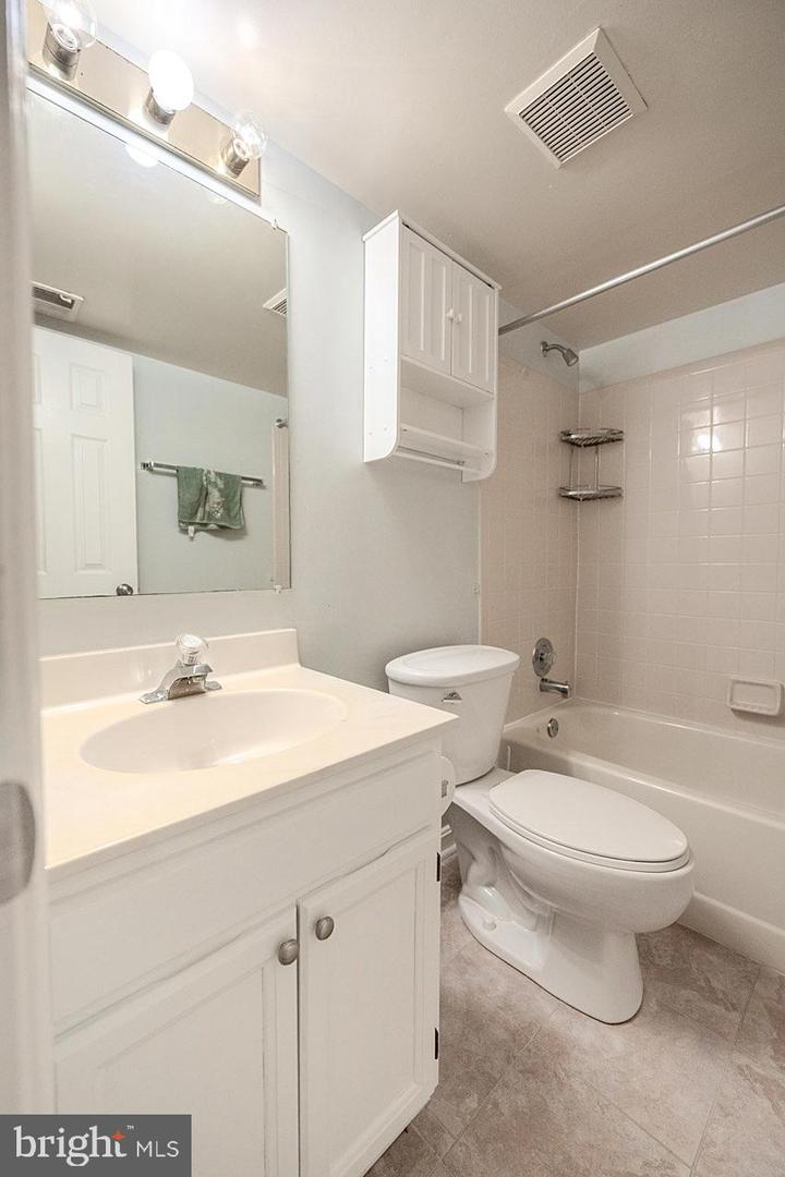12836 MILL BROOK CT, WOODBRIDGE, Virginia 22192, 4 Bedrooms Bedrooms, ,4 BathroomsBathrooms,Residential,For sale,12836 MILL BROOK CT,VAPW2089682 MLS # VAPW2089682
