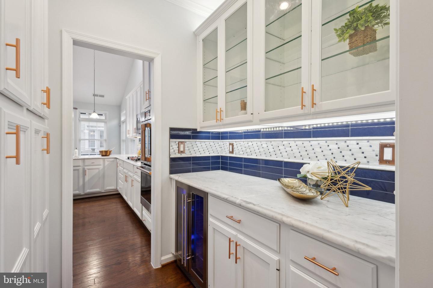 20594 CRESCENT POINTE PL, ASHBURN, Virginia 20147, 2 Bedrooms Bedrooms, ,2 BathroomsBathrooms,Residential,For sale,20594 CRESCENT POINTE PL,VALO2091424 MLS # VALO2091424