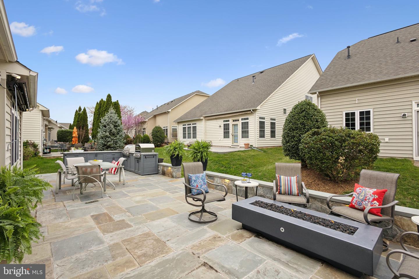 20594 CRESCENT POINTE PL, ASHBURN, Virginia 20147, 2 Bedrooms Bedrooms, ,2 BathroomsBathrooms,Residential,For sale,20594 CRESCENT POINTE PL,VALO2091424 MLS # VALO2091424