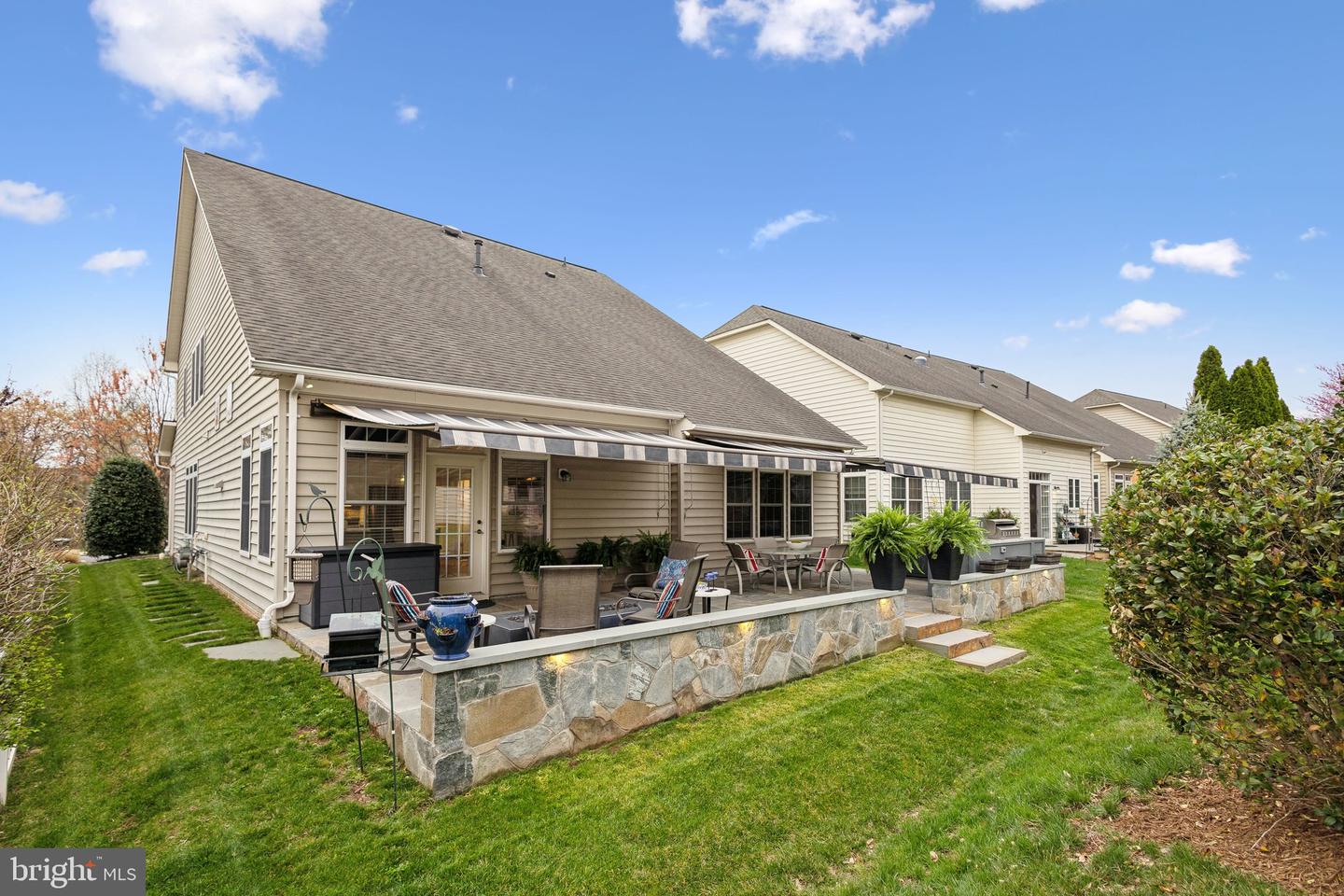 20594 CRESCENT POINTE PL, ASHBURN, Virginia 20147, 2 Bedrooms Bedrooms, ,2 BathroomsBathrooms,Residential,For sale,20594 CRESCENT POINTE PL,VALO2091424 MLS # VALO2091424