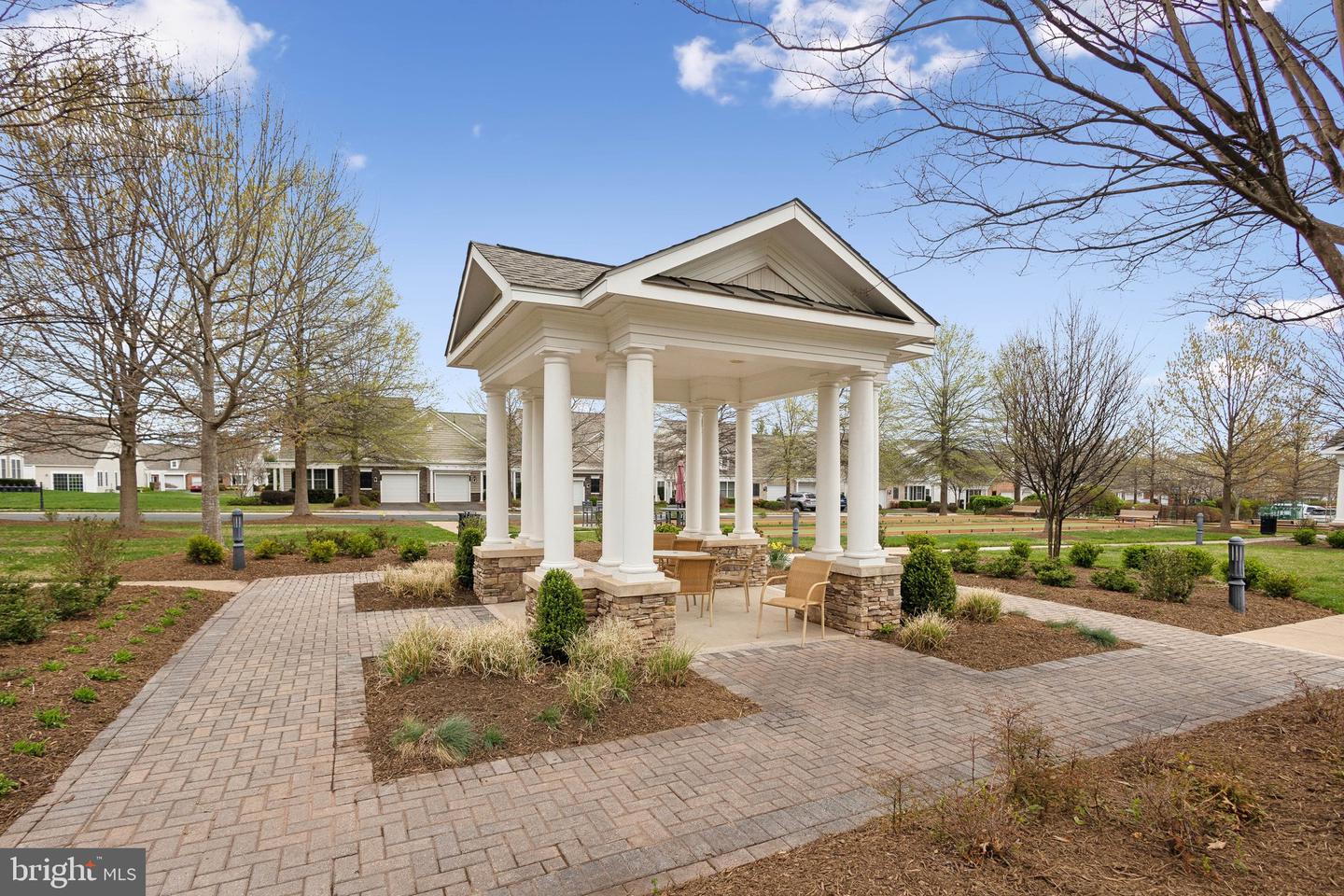 20594 CRESCENT POINTE PL, ASHBURN, Virginia 20147, 2 Bedrooms Bedrooms, ,2 BathroomsBathrooms,Residential,For sale,20594 CRESCENT POINTE PL,VALO2091424 MLS # VALO2091424