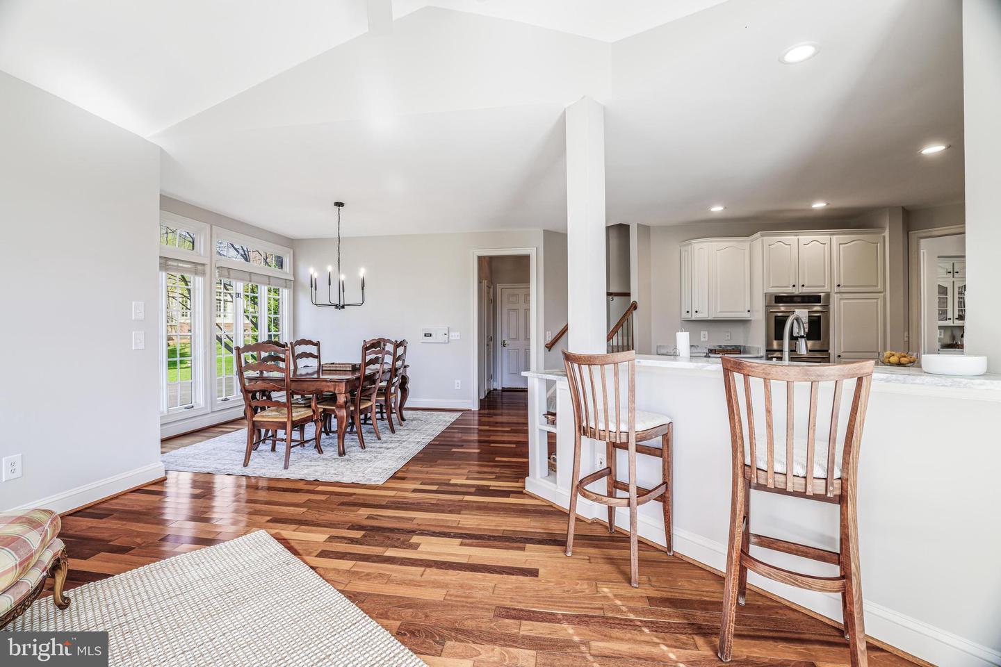 10907 GREAT POINT CT, GREAT FALLS, Virginia 22066, 5 Bedrooms Bedrooms, ,4 BathroomsBathrooms,Residential,For sale,10907 GREAT POINT CT,VAFX2228610 MLS # VAFX2228610