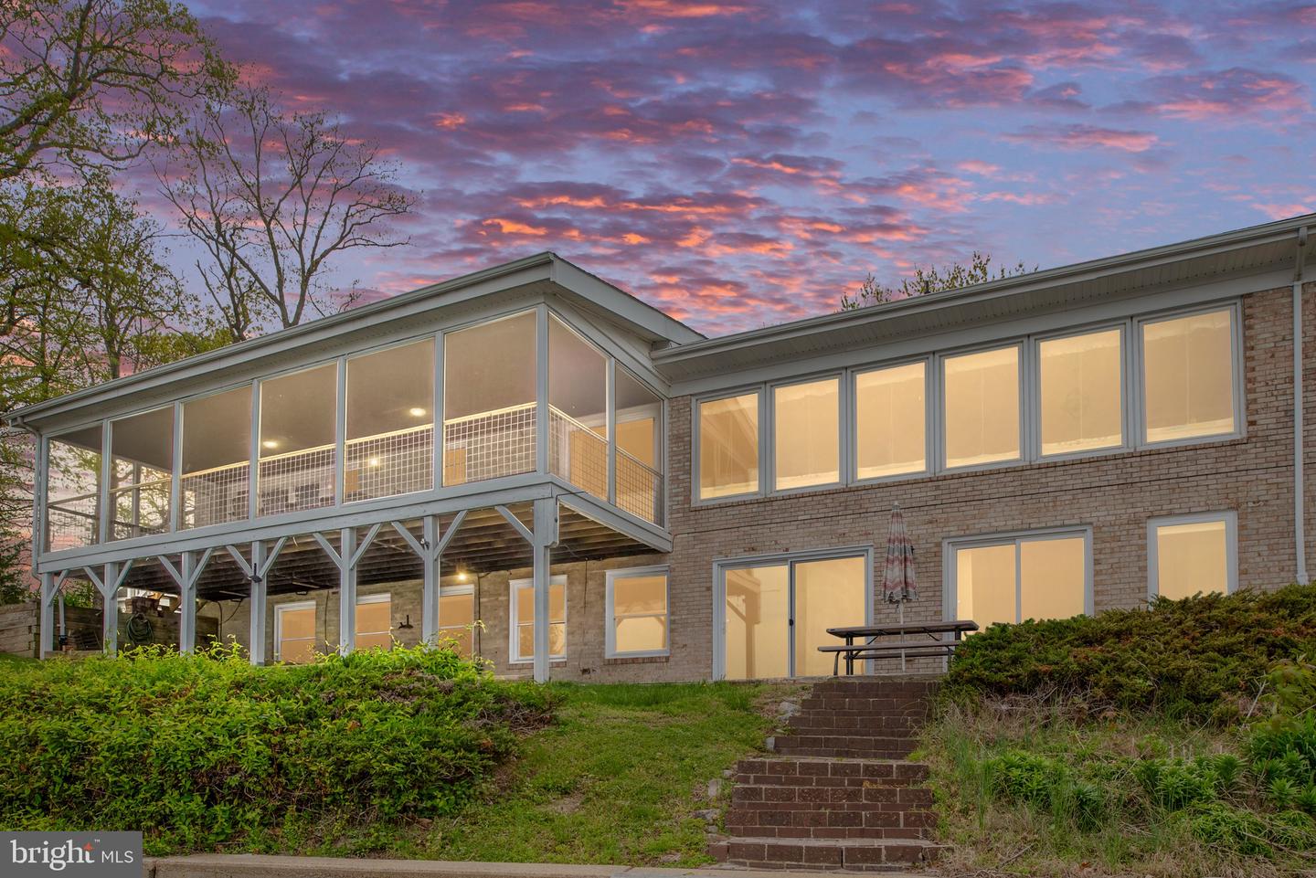 36 WATERVIEW POINT, COLONIAL BEACH, Virginia 22443, 4 Bedrooms Bedrooms, 11 Rooms Rooms,3 BathroomsBathrooms,Residential,For sale,36 WATERVIEW POINT,VAWE2008500 MLS # VAWE2008500
