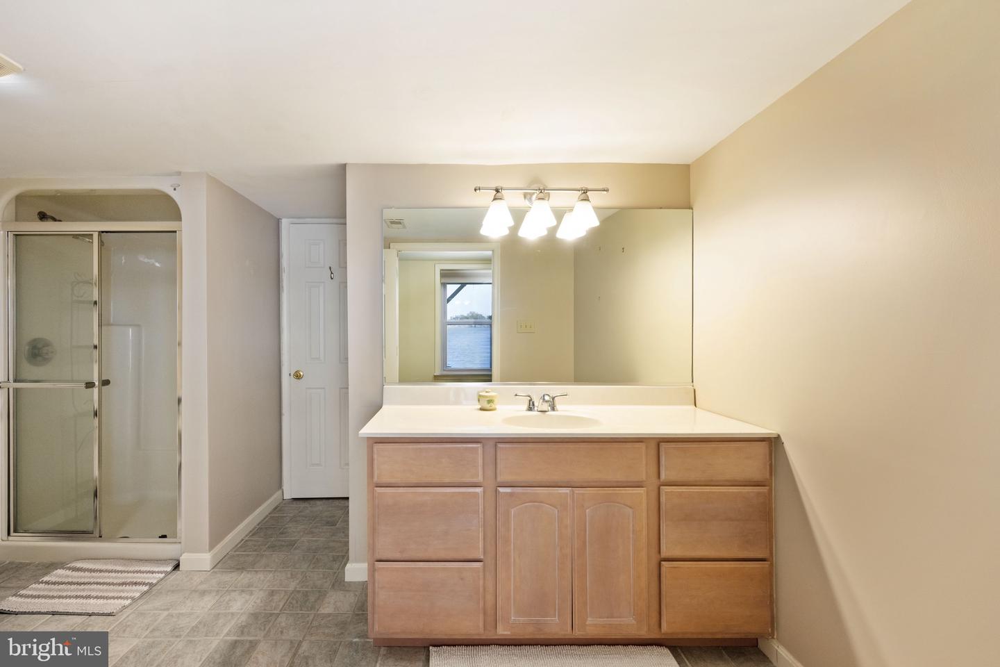 36 WATERVIEW POINT, COLONIAL BEACH, Virginia 22443, 4 Bedrooms Bedrooms, 11 Rooms Rooms,3 BathroomsBathrooms,Residential,For sale,36 WATERVIEW POINT,VAWE2008500 MLS # VAWE2008500