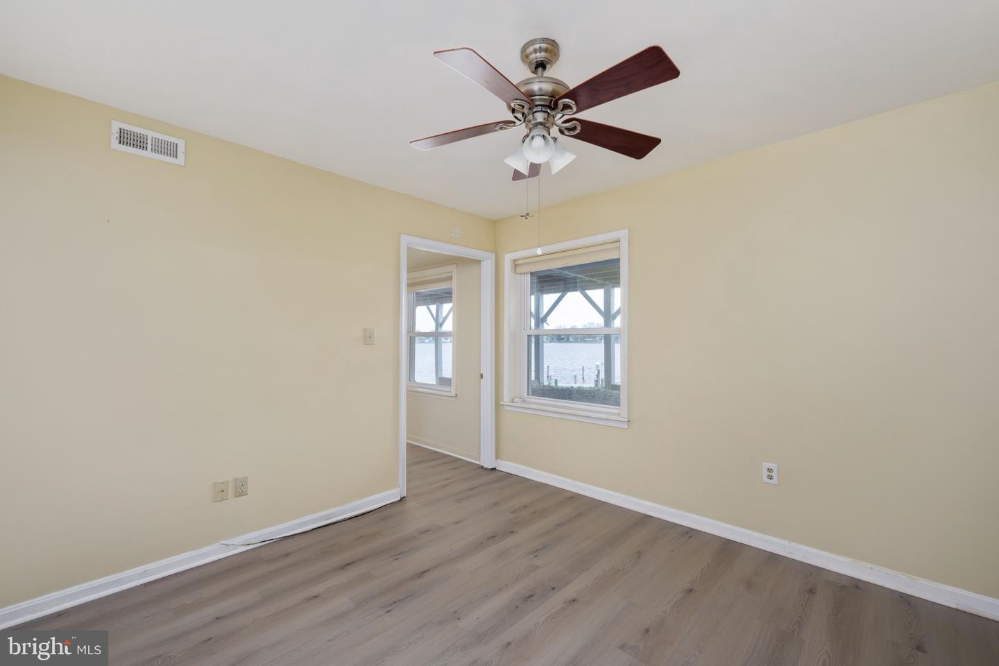 36 WATERVIEW POINT, COLONIAL BEACH, Virginia 22443, 4 Bedrooms Bedrooms, 11 Rooms Rooms,3 BathroomsBathrooms,Residential,For sale,36 WATERVIEW POINT,VAWE2008500 MLS # VAWE2008500