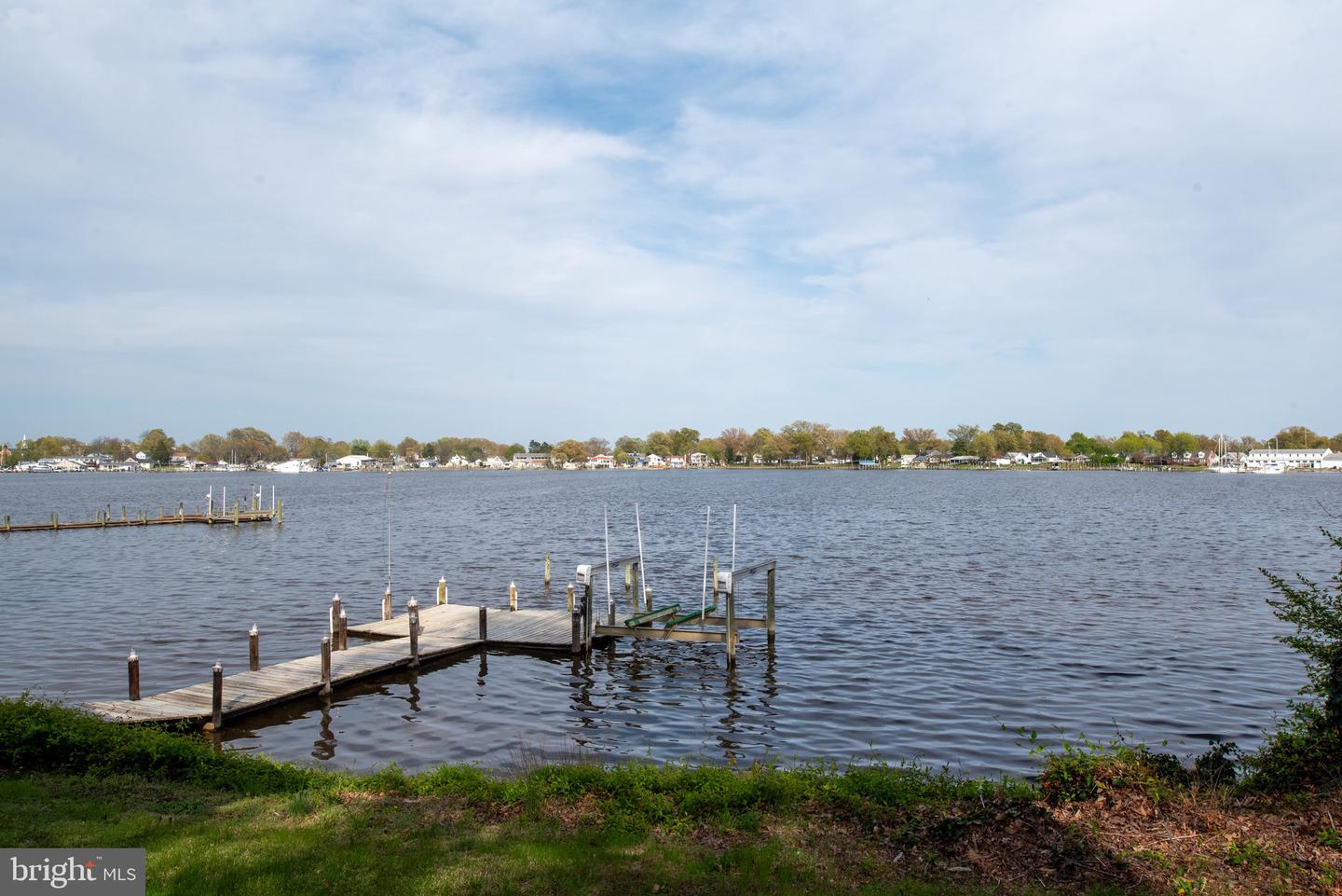 36 WATERVIEW POINT, COLONIAL BEACH, Virginia 22443, 4 Bedrooms Bedrooms, 11 Rooms Rooms,3 BathroomsBathrooms,Residential,For sale,36 WATERVIEW POINT,VAWE2008500 MLS # VAWE2008500