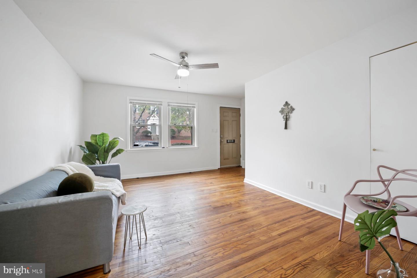 2145 SUITLAND TER SE #B, WASHINGTON, District Of Columbia 20020, 2 Bedrooms Bedrooms, ,1 BathroomBathrooms,Residential,For sale,2145 SUITLAND TER SE #B,DCDC2192064 MLS # DCDC2192064