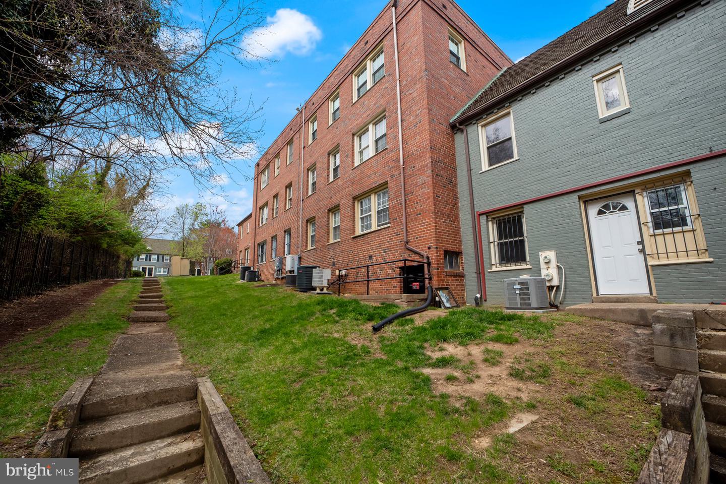 2145 SUITLAND TER SE #B, WASHINGTON, District Of Columbia 20020, 2 Bedrooms Bedrooms, ,1 BathroomBathrooms,Residential,For sale,2145 SUITLAND TER SE #B,DCDC2192064 MLS # DCDC2192064