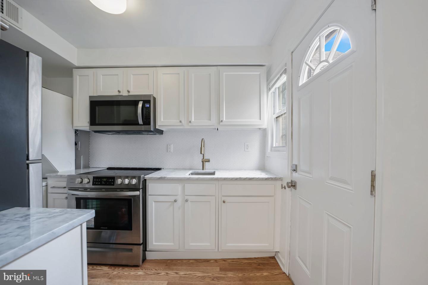 2145 SUITLAND TER SE #B, WASHINGTON, District Of Columbia 20020, 2 Bedrooms Bedrooms, ,1 BathroomBathrooms,Residential,For sale,2145 SUITLAND TER SE #B,DCDC2192064 MLS # DCDC2192064