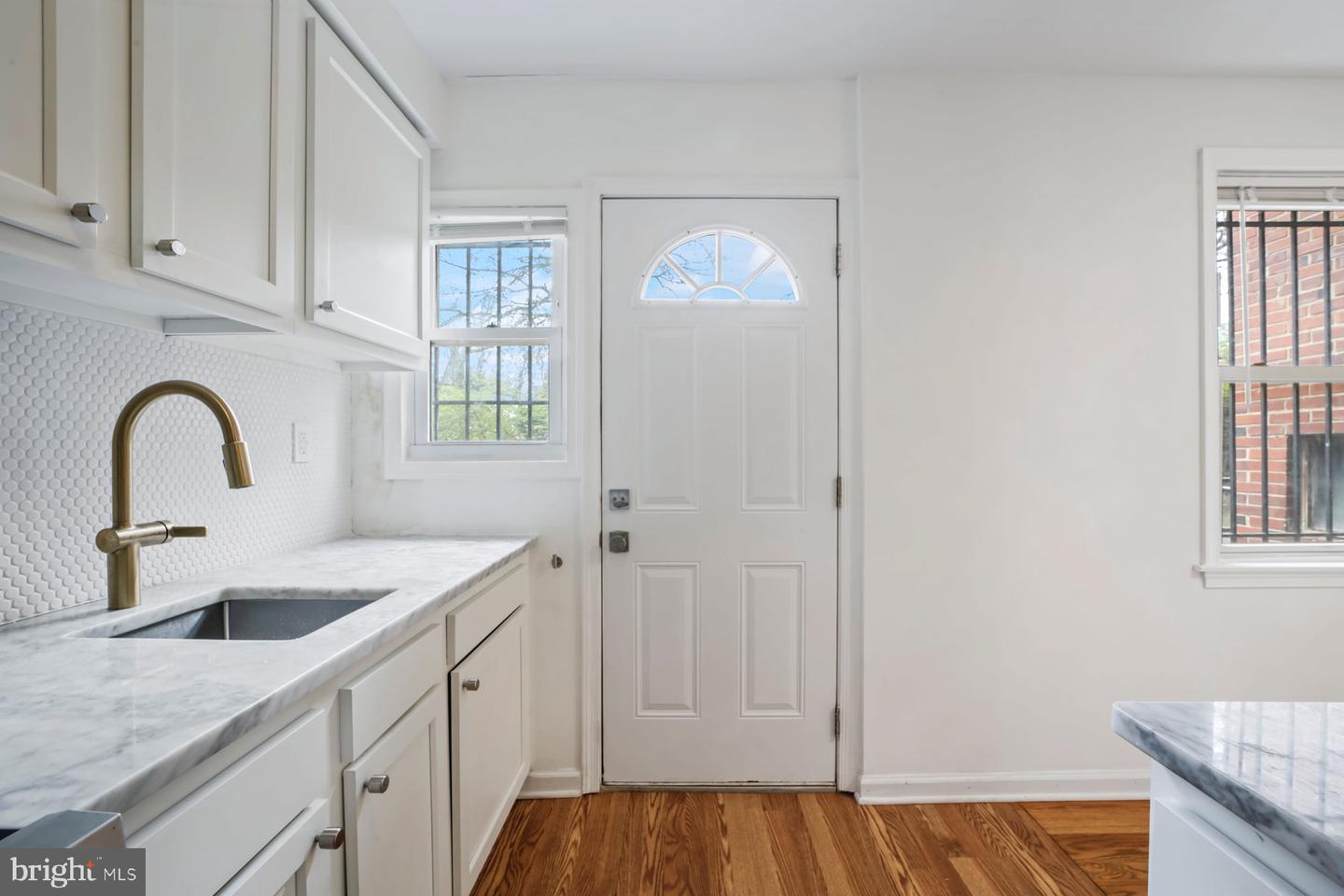 2145 SUITLAND TER SE #B, WASHINGTON, District Of Columbia 20020, 2 Bedrooms Bedrooms, ,1 BathroomBathrooms,Residential,For sale,2145 SUITLAND TER SE #B,DCDC2192064 MLS # DCDC2192064