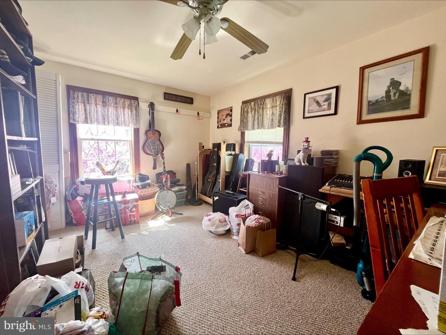 206 WOODLAND AVE, LURAY, Virginia 22835, 3 Bedrooms Bedrooms, ,2 BathroomsBathrooms,Residential,For sale,206 WOODLAND AVE,VAPA2004726 MLS # VAPA2004726
