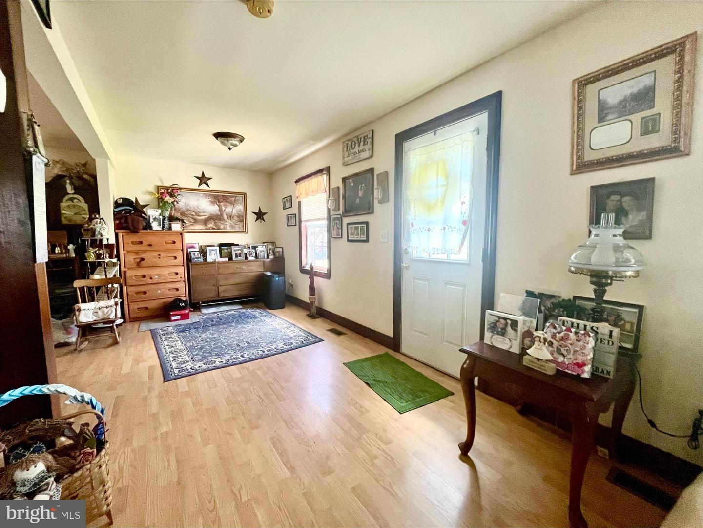 206 WOODLAND AVE, LURAY, Virginia 22835, 3 Bedrooms Bedrooms, ,2 BathroomsBathrooms,Residential,For sale,206 WOODLAND AVE,VAPA2004726 MLS # VAPA2004726