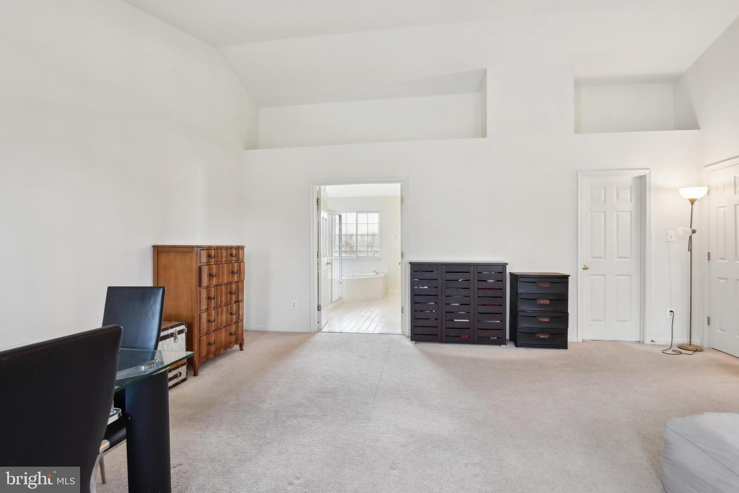 8437 SUMMER BREEZE PL, MANASSAS, Virginia 20112, 4 Bedrooms Bedrooms, ,3 BathroomsBathrooms,Residential,For sale,8437 SUMMER BREEZE PL,VAPW2088848 MLS # VAPW2088848