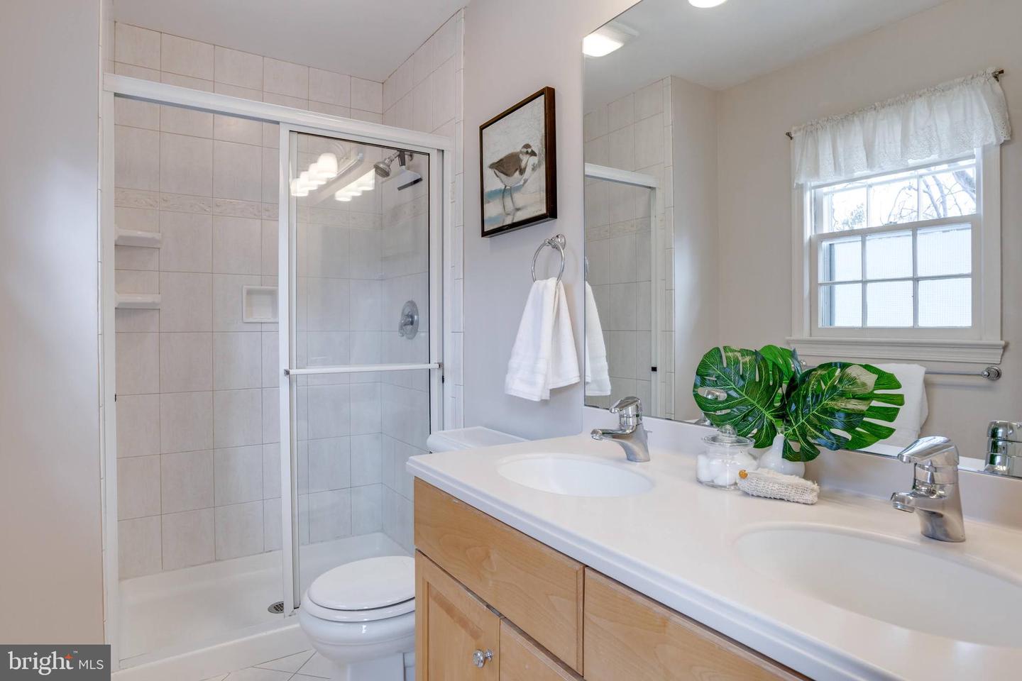 8014 GARLOT DR, ANNANDALE, Virginia 22003, 4 Bedrooms Bedrooms, ,3 BathroomsBathrooms,Residential,For sale,8014 GARLOT DR,VAFX2226406 MLS # VAFX2226406