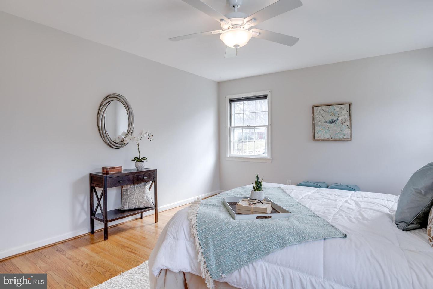 8014 GARLOT DR, ANNANDALE, Virginia 22003, 4 Bedrooms Bedrooms, ,3 BathroomsBathrooms,Residential,For sale,8014 GARLOT DR,VAFX2226406 MLS # VAFX2226406
