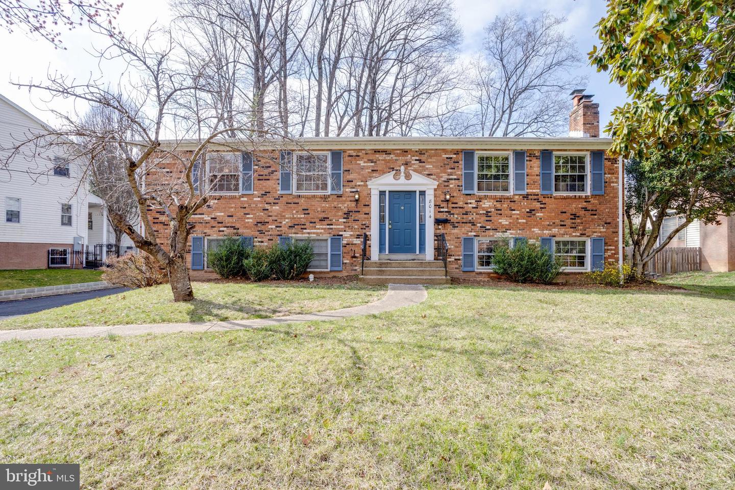 8014 GARLOT DR, ANNANDALE, Virginia 22003, 4 Bedrooms Bedrooms, ,3 BathroomsBathrooms,Residential,For sale,8014 GARLOT DR,VAFX2226406 MLS # VAFX2226406