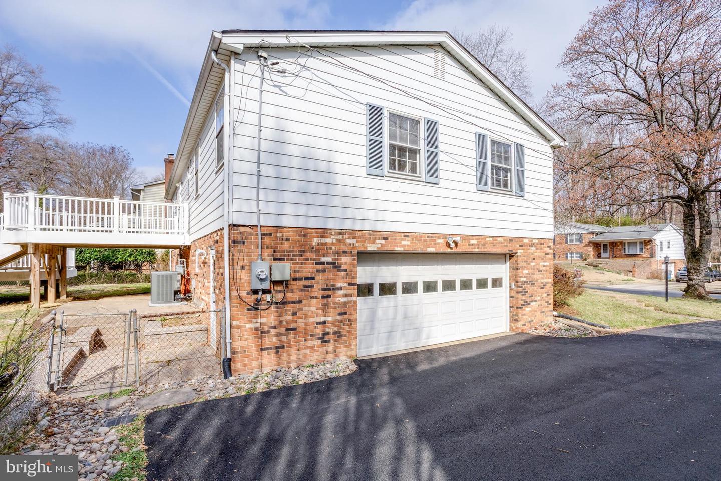 8014 GARLOT DR, ANNANDALE, Virginia 22003, 4 Bedrooms Bedrooms, ,3 BathroomsBathrooms,Residential,For sale,8014 GARLOT DR,VAFX2226406 MLS # VAFX2226406