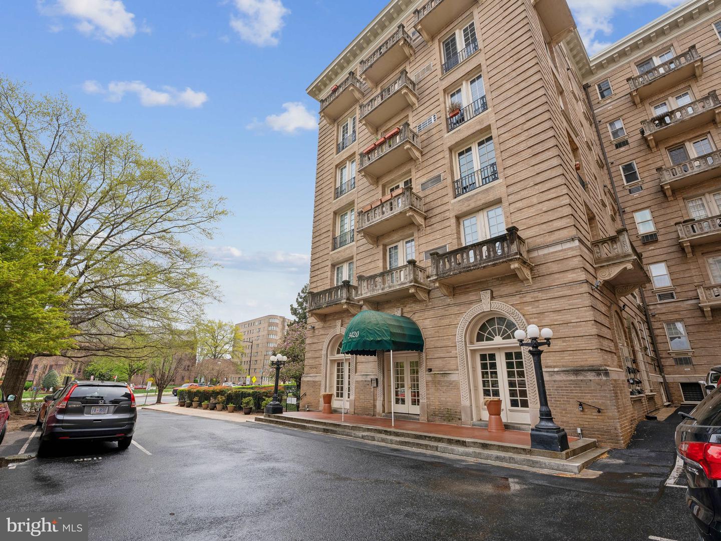 3420 16TH ST NW #304, WASHINGTON, District Of Columbia 20010, 1 Bedroom Bedrooms, ,1 BathroomBathrooms,Residential,For sale,3420 16TH ST NW #304,DCDC2191202 MLS # DCDC2191202