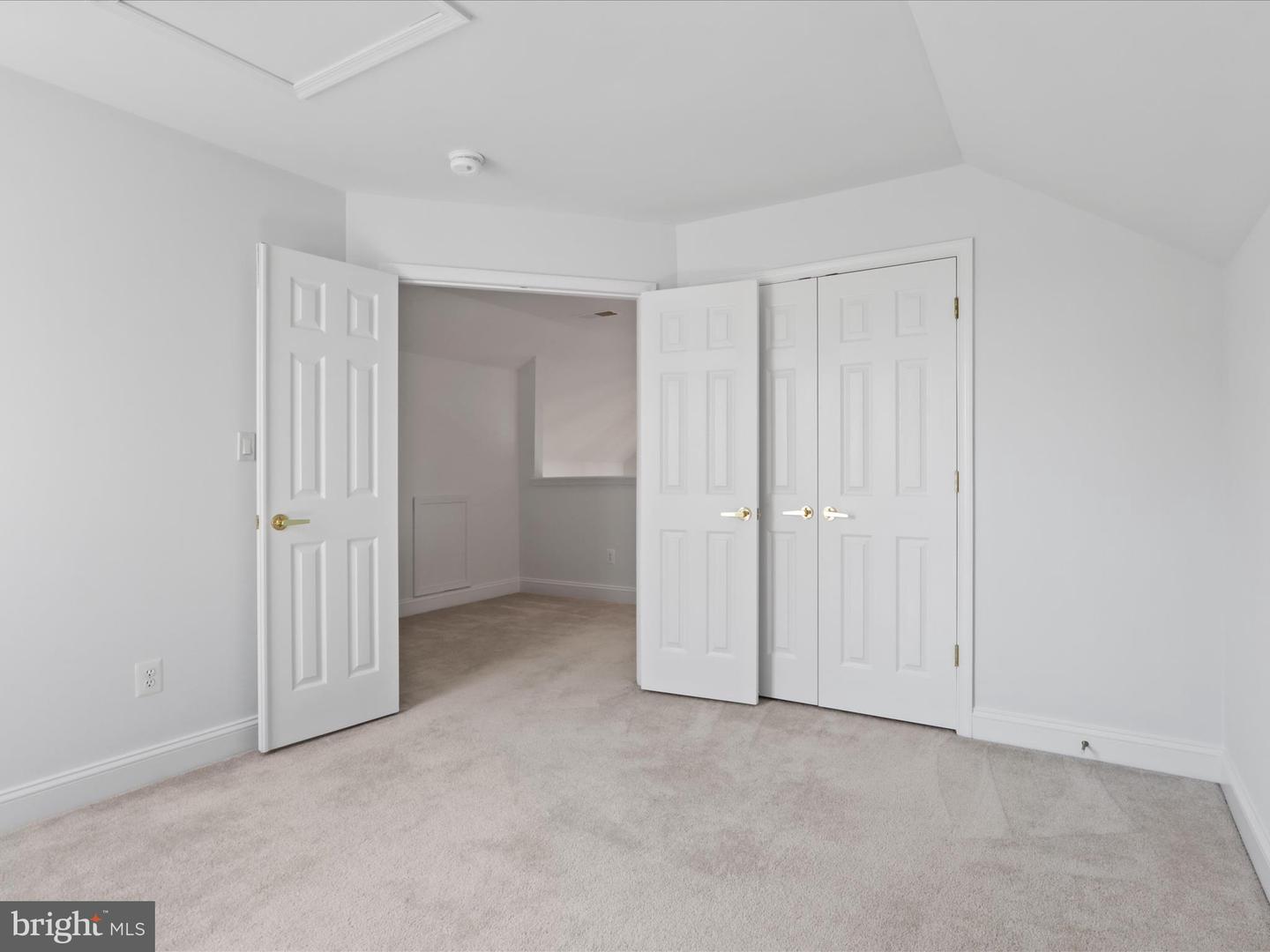 6805 TRED AVON PL, GAINESVILLE, Virginia 20155, 4 Bedrooms Bedrooms, ,4 BathroomsBathrooms,Residential,For sale,6805 TRED AVON PL,VAPW2091068 MLS # VAPW2091068