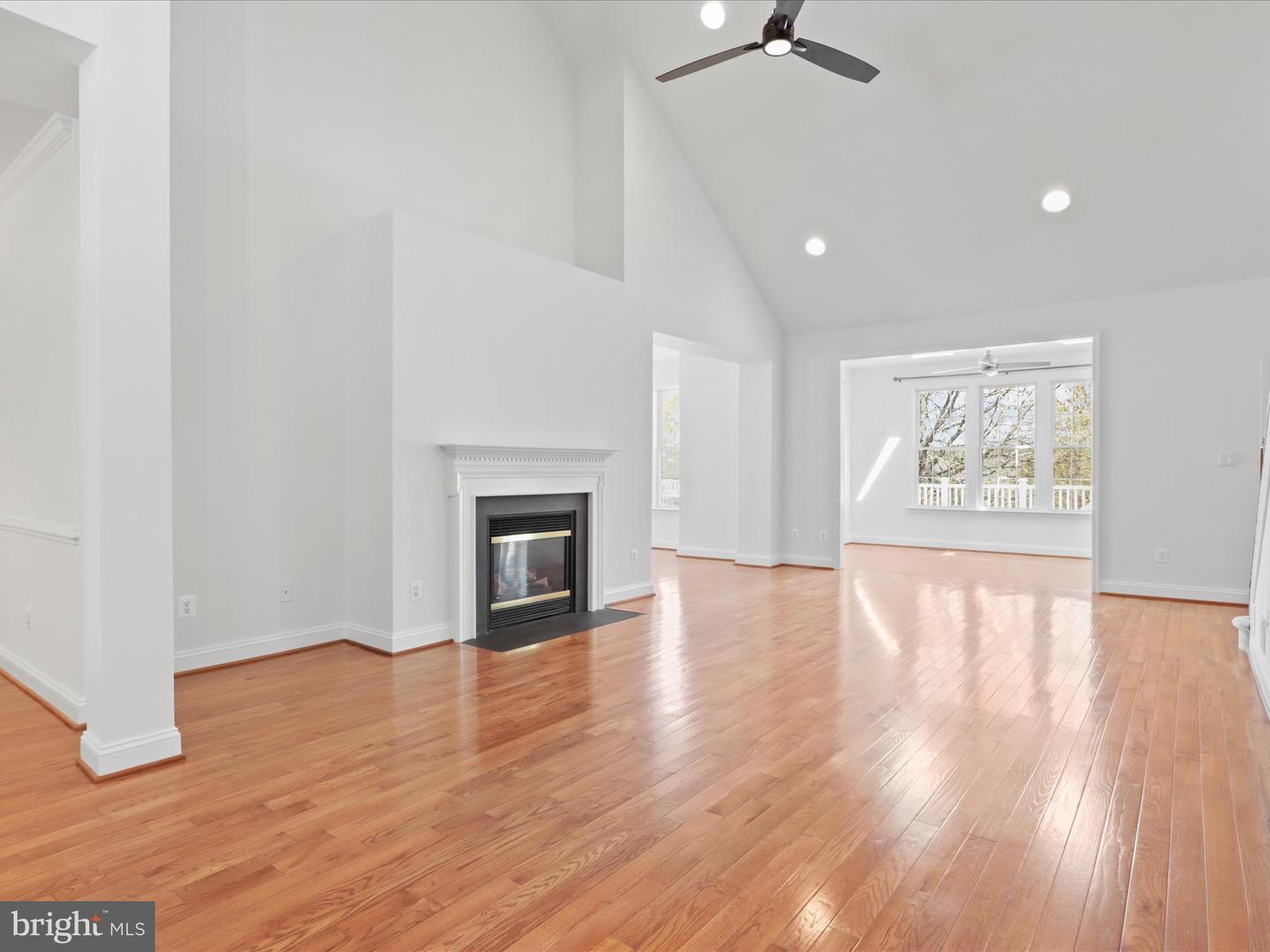 6805 TRED AVON PL, GAINESVILLE, Virginia 20155, 4 Bedrooms Bedrooms, ,4 BathroomsBathrooms,Residential,For sale,6805 TRED AVON PL,VAPW2091068 MLS # VAPW2091068