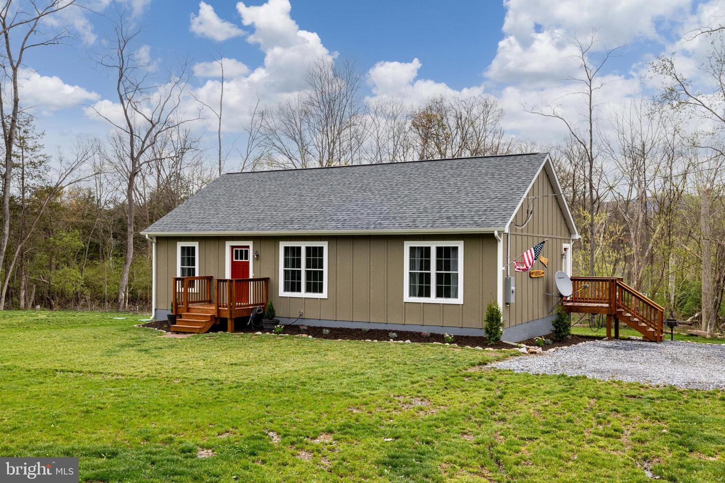 147 FISHERMANS LN, LURAY, Virginia 22835, 2 Bedrooms Bedrooms, ,2 BathroomsBathrooms,Residential,For sale,147 FISHERMANS LN,VAPA2004714 MLS # VAPA2004714