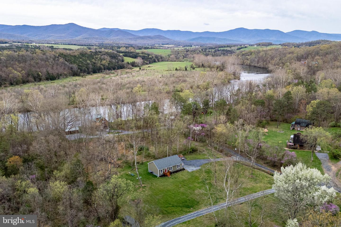 147 FISHERMANS LN, LURAY, Virginia 22835, 2 Bedrooms Bedrooms, ,2 BathroomsBathrooms,Residential,For sale,147 FISHERMANS LN,VAPA2004714 MLS # VAPA2004714