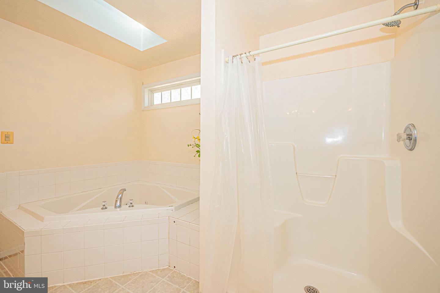 721 DOOM PEAK RD, LINDEN, Virginia 22642, 3 Bedrooms Bedrooms, ,2 BathroomsBathrooms,Residential,For sale,721 DOOM PEAK RD,VAWR2010794 MLS # VAWR2010794