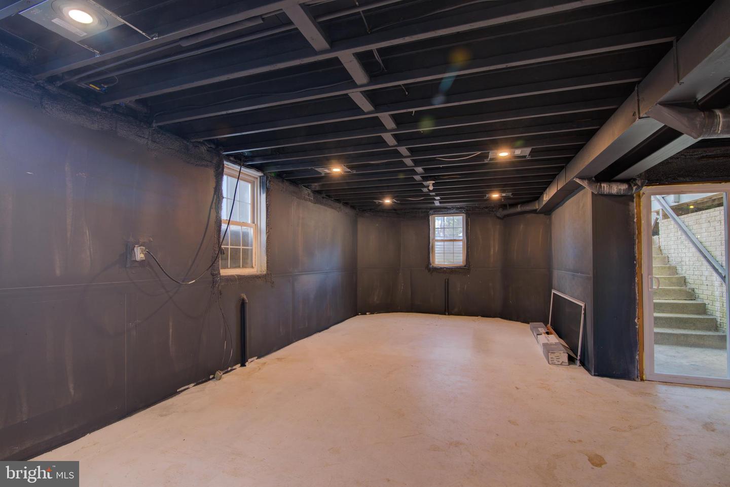 37400 WHITACRE LN, PURCELLVILLE, Virginia 20132, 3 Bedrooms Bedrooms, ,2 BathroomsBathrooms,Residential,For sale,37400 WHITACRE LN,VALO2093072 MLS # VALO2093072