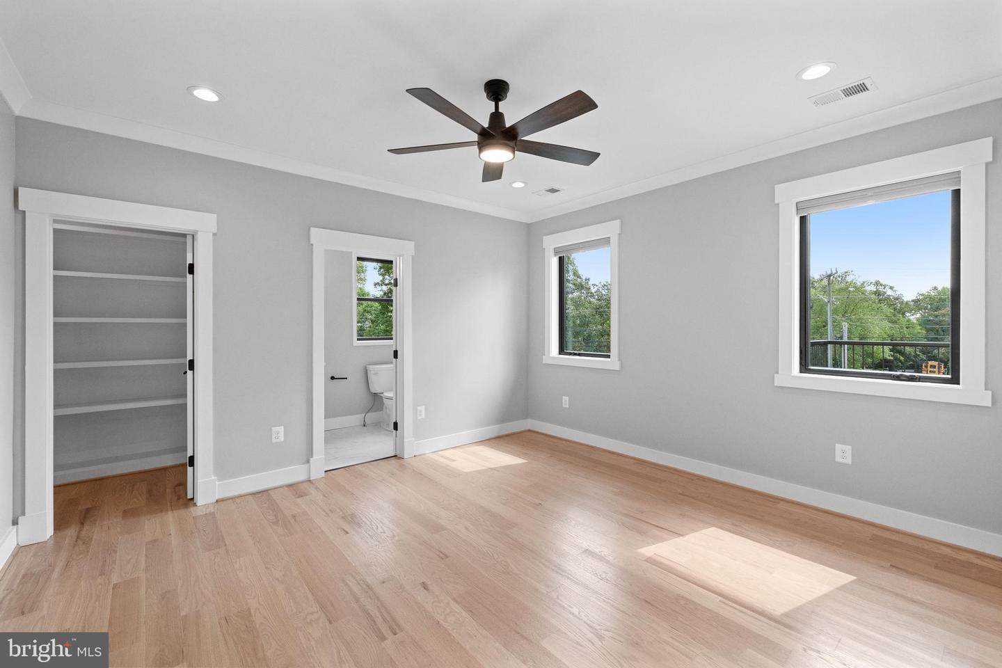 7727 HELENA DR, FALLS CHURCH, Virginia 22043, 7 Bedrooms Bedrooms, ,7 BathroomsBathrooms,Residential,For sale,7727 HELENA DR,VAFX2232904 MLS # VAFX2232904