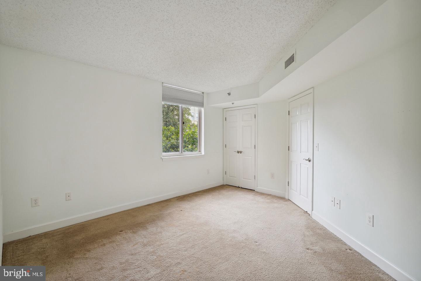 1276 N WAYNE ST #300, ARLINGTON, Virginia 22201, 2 Bedrooms Bedrooms, ,2 BathroomsBathrooms,Residential,For sale,1276 N WAYNE ST #300,VAAR2055780 MLS # VAAR2055780