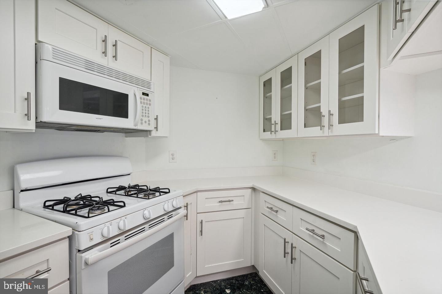 1276 N WAYNE ST #300, ARLINGTON, Virginia 22201, 2 Bedrooms Bedrooms, ,2 BathroomsBathrooms,Residential,For sale,1276 N WAYNE ST #300,VAAR2055780 MLS # VAAR2055780