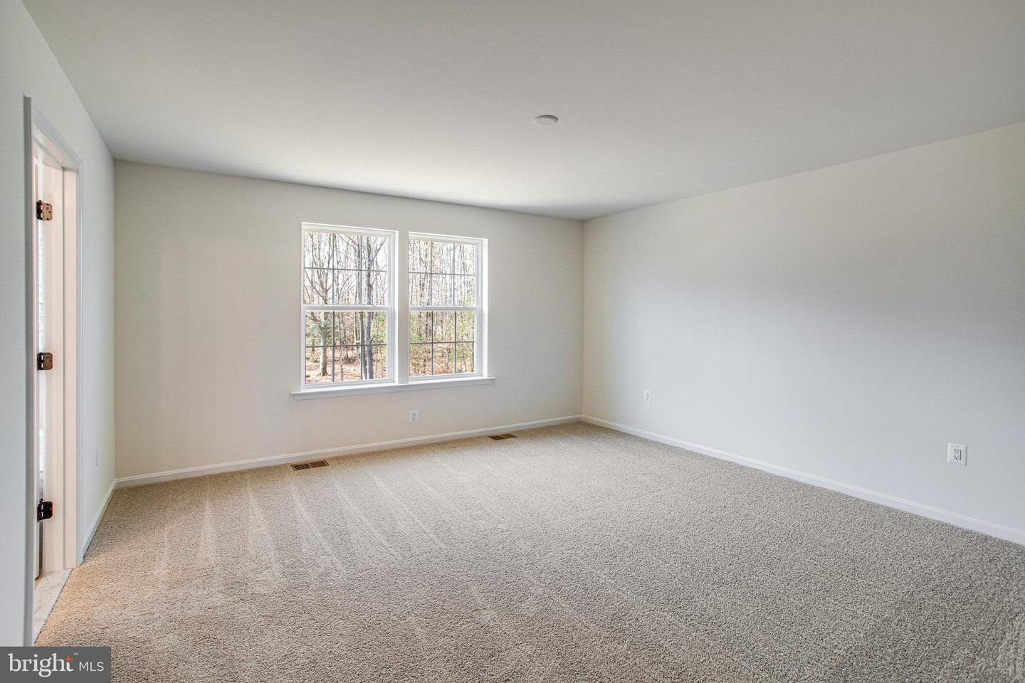 233 CAMWOOD CT, FREDERICKSBURG, Virginia 22405, 6 Bedrooms Bedrooms, ,3 BathroomsBathrooms,Residential,For sale,233 CAMWOOD CT,VAST2037686 MLS # VAST2037686