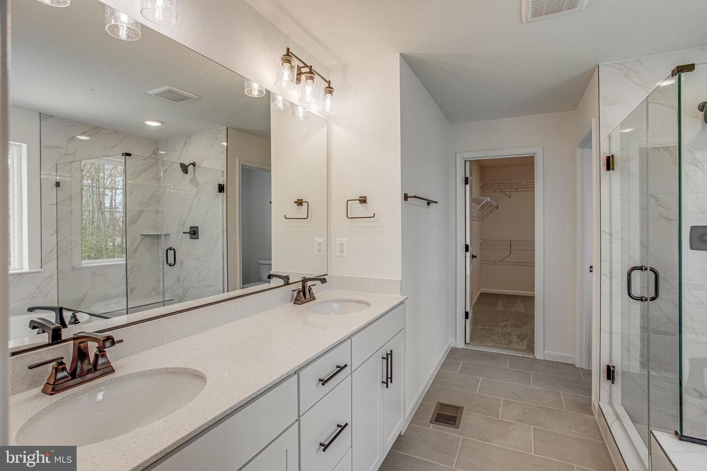 233 CAMWOOD CT, FREDERICKSBURG, Virginia 22405, 6 Bedrooms Bedrooms, ,3 BathroomsBathrooms,Residential,For sale,233 CAMWOOD CT,VAST2037686 MLS # VAST2037686