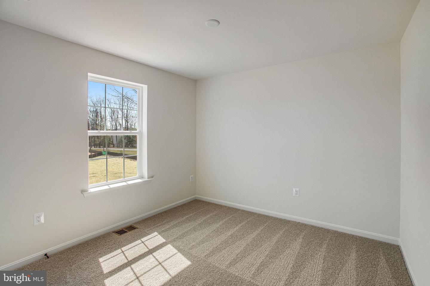233 CAMWOOD CT, FREDERICKSBURG, Virginia 22405, 6 Bedrooms Bedrooms, ,3 BathroomsBathrooms,Residential,For sale,233 CAMWOOD CT,VAST2037686 MLS # VAST2037686