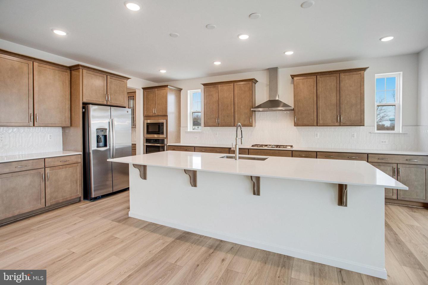 124 MARBLE OAK DR, FREDERICKSBURG, Virginia 22405, 6 Bedrooms Bedrooms, ,5 BathroomsBathrooms,Residential,For sale,124 MARBLE OAK DR,VAST2037688 MLS # VAST2037688