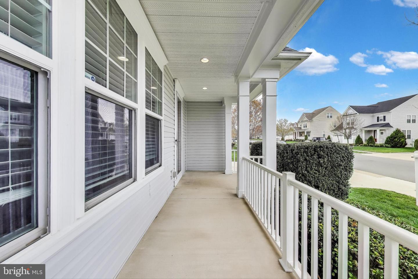 5656 SPRIGGS MEADOW DR, WOODBRIDGE, Virginia 22193, 5 Bedrooms Bedrooms, ,4 BathroomsBathrooms,Residential,For sale,5656 SPRIGGS MEADOW DR,VAPW2091482 MLS # VAPW2091482