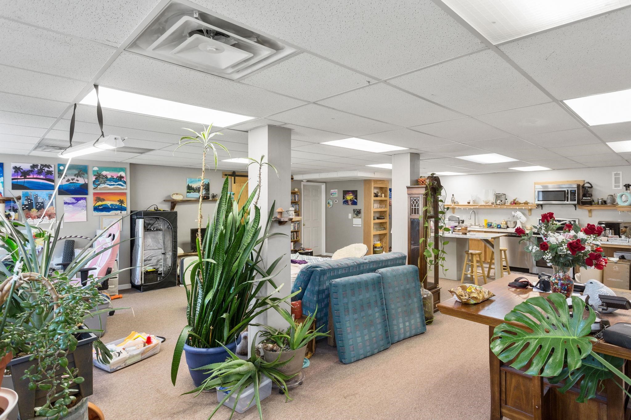 2501 N AUGUSTA ST, STAUNTON, Virginia 24401, ,Commercial,2501 N AUGUSTA ST,662977 MLS # 662977