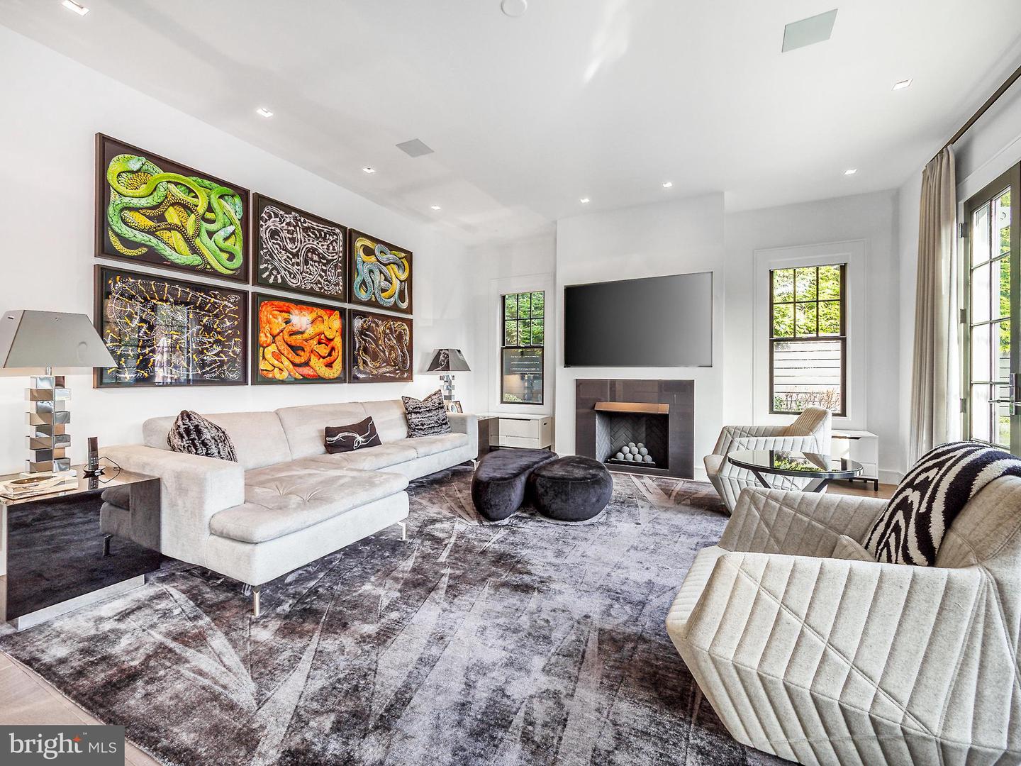 2361 N EDGEWOOD ST, ARLINGTON, Virginia 22207, 6 Bedrooms Bedrooms, ,4 BathroomsBathrooms,Residential,For sale,2361 N EDGEWOOD ST,VAAR2050700 MLS # VAAR2050700
