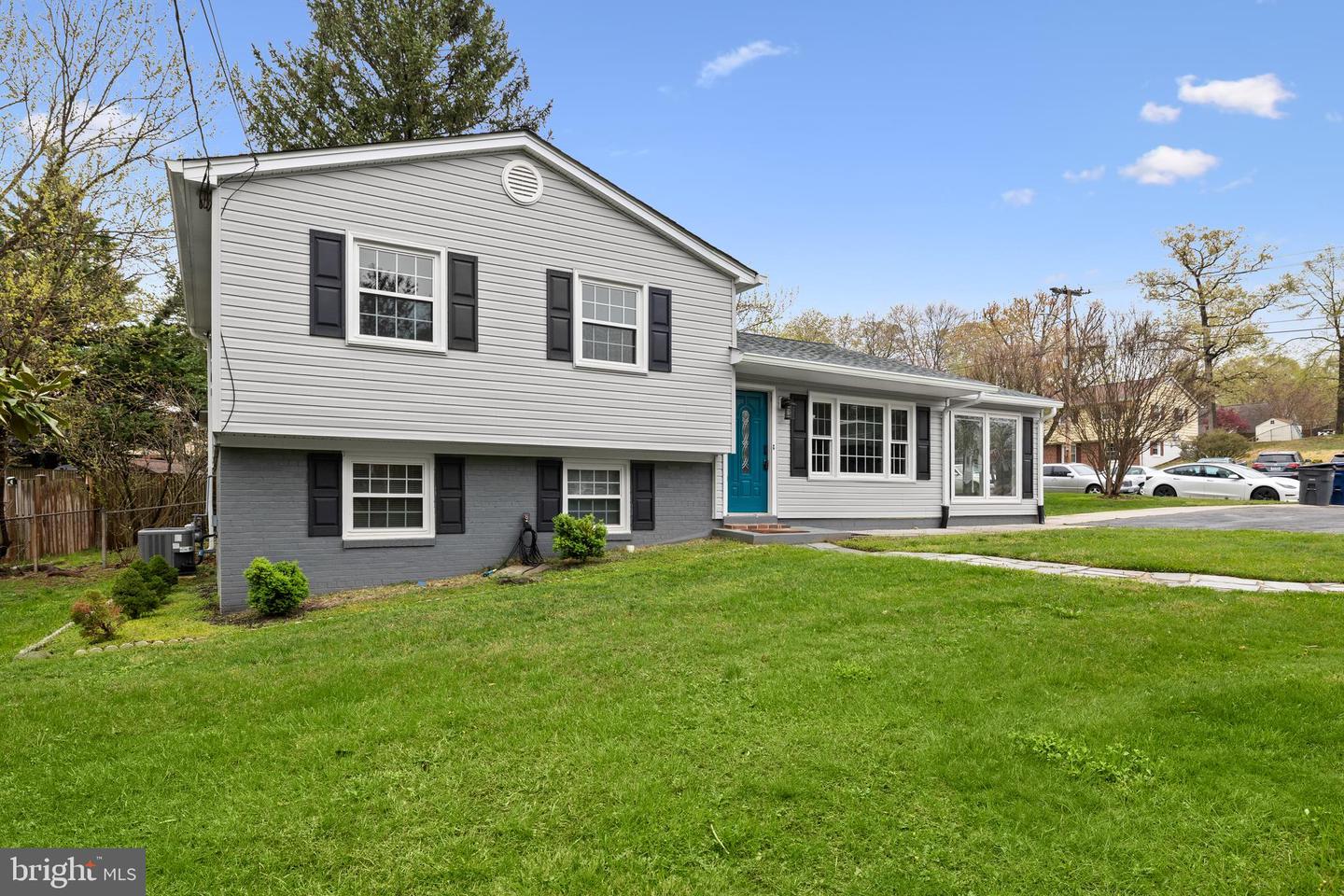 5725 HABERSHAM WAY, ALEXANDRIA, Virginia 22310, 4 Bedrooms Bedrooms, ,3 BathroomsBathrooms,Residential,For sale,5725 HABERSHAM WAY,VAFX2221420 MLS # VAFX2221420