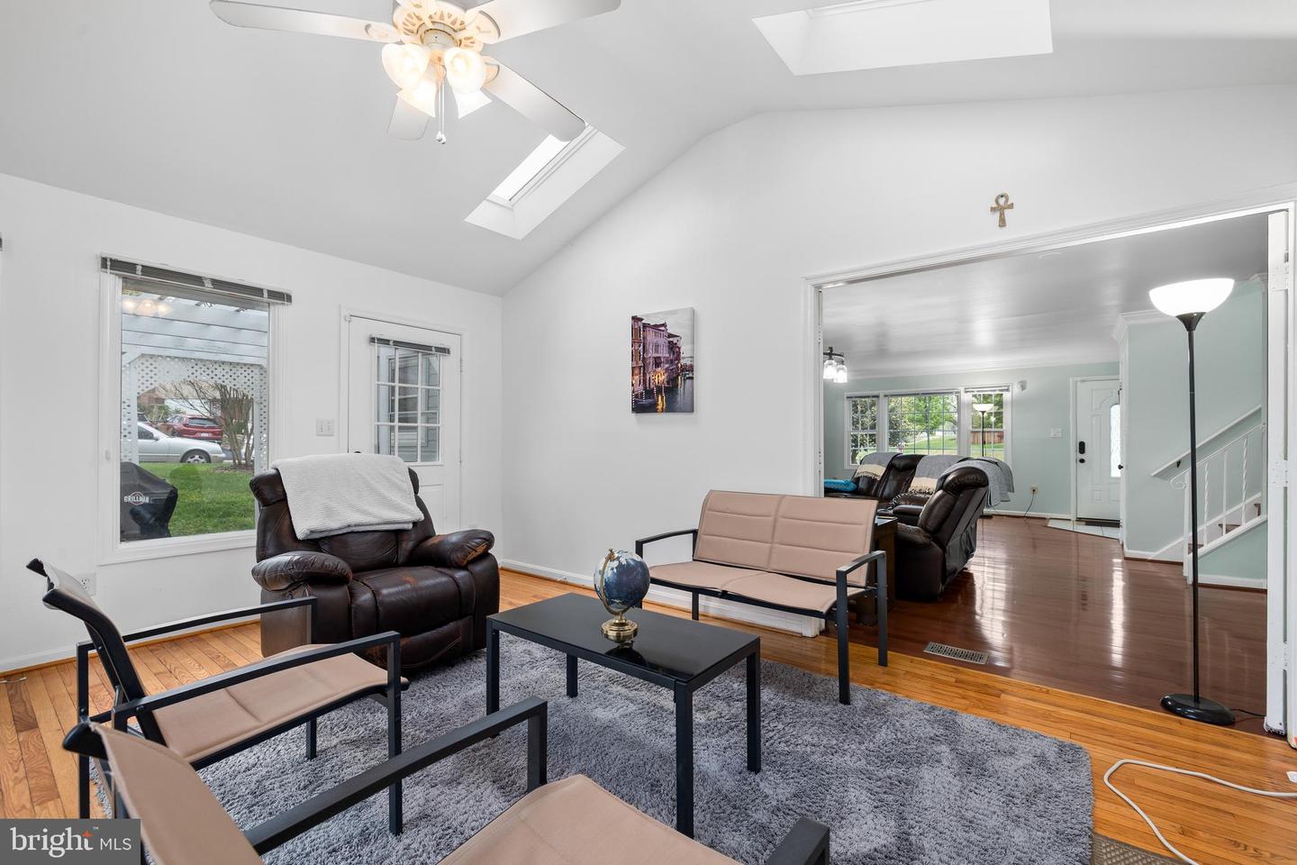 5725 HABERSHAM WAY, ALEXANDRIA, Virginia 22310, 4 Bedrooms Bedrooms, ,3 BathroomsBathrooms,Residential,For sale,5725 HABERSHAM WAY,VAFX2221420 MLS # VAFX2221420