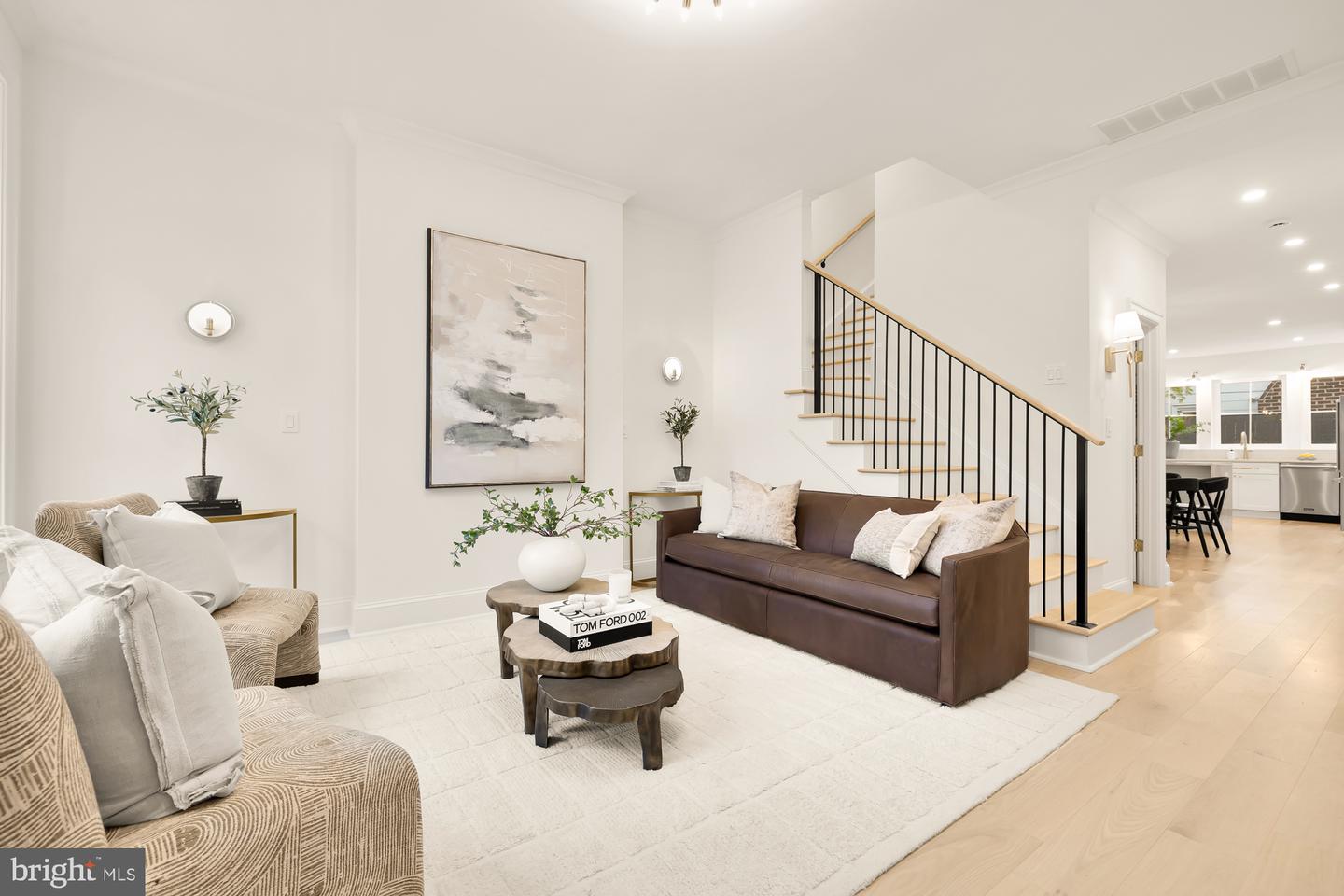 309 DUKE ST, ALEXANDRIA, Virginia 22314, 3 Bedrooms Bedrooms, ,3 BathroomsBathrooms,Residential,For sale,309 DUKE ST,VAAX2042050 MLS # VAAX2042050