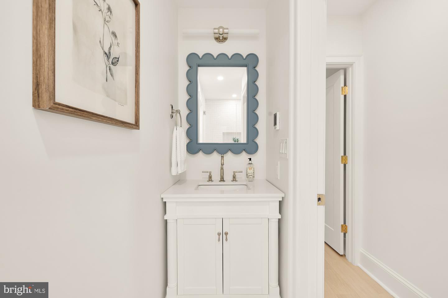 309 DUKE ST, ALEXANDRIA, Virginia 22314, 3 Bedrooms Bedrooms, ,3 BathroomsBathrooms,Residential,For sale,309 DUKE ST,VAAX2042050 MLS # VAAX2042050