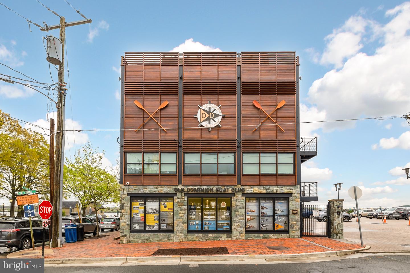 309 DUKE ST, ALEXANDRIA, Virginia 22314, 3 Bedrooms Bedrooms, ,3 BathroomsBathrooms,Residential,For sale,309 DUKE ST,VAAX2042050 MLS # VAAX2042050