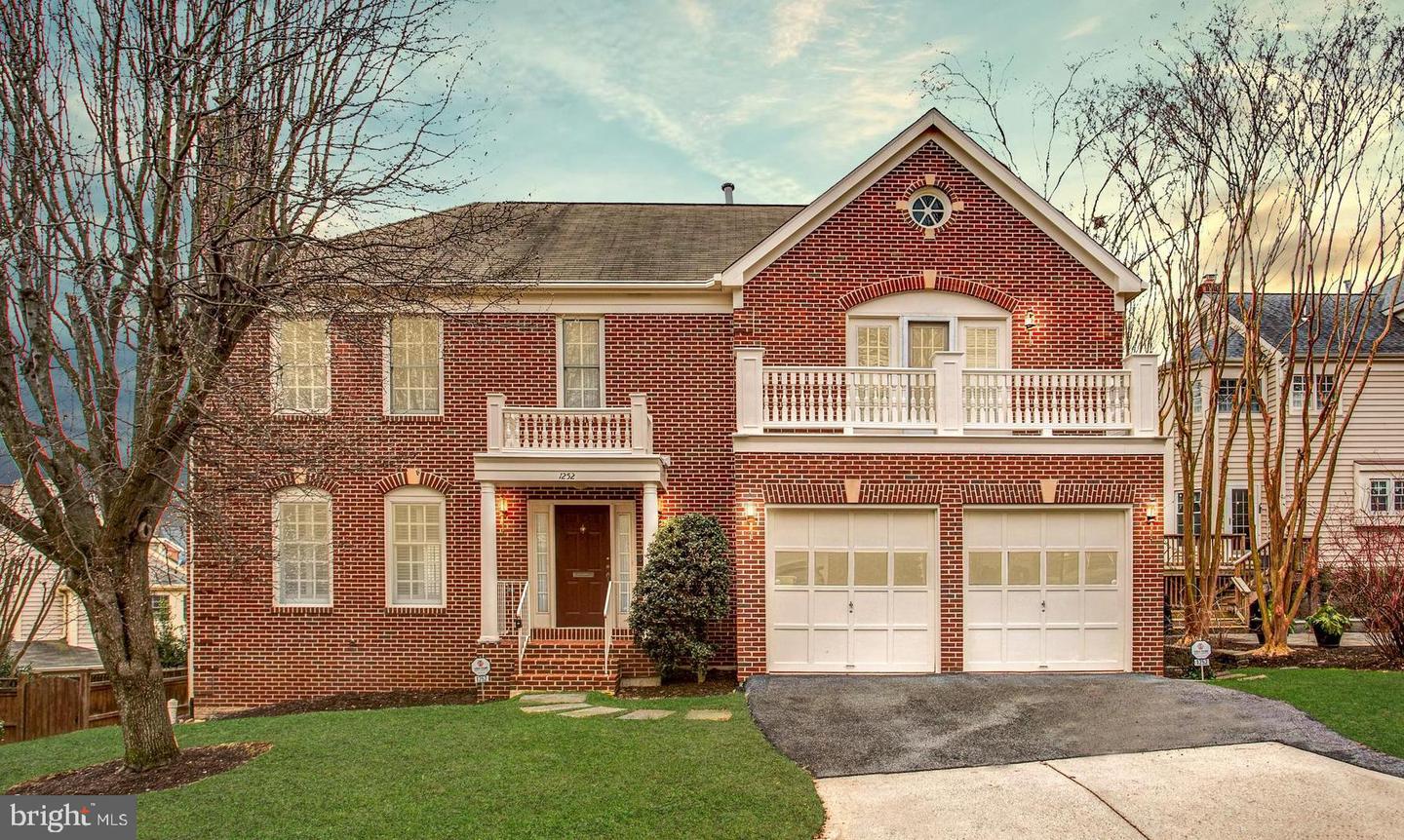 1252 DARTMOUTH CT, ALEXANDRIA, Virginia 22314, 4 Bedrooms Bedrooms, ,4 BathroomsBathrooms,Residential,For sale,1252 DARTMOUTH CT,VAAX2042154 MLS # VAAX2042154