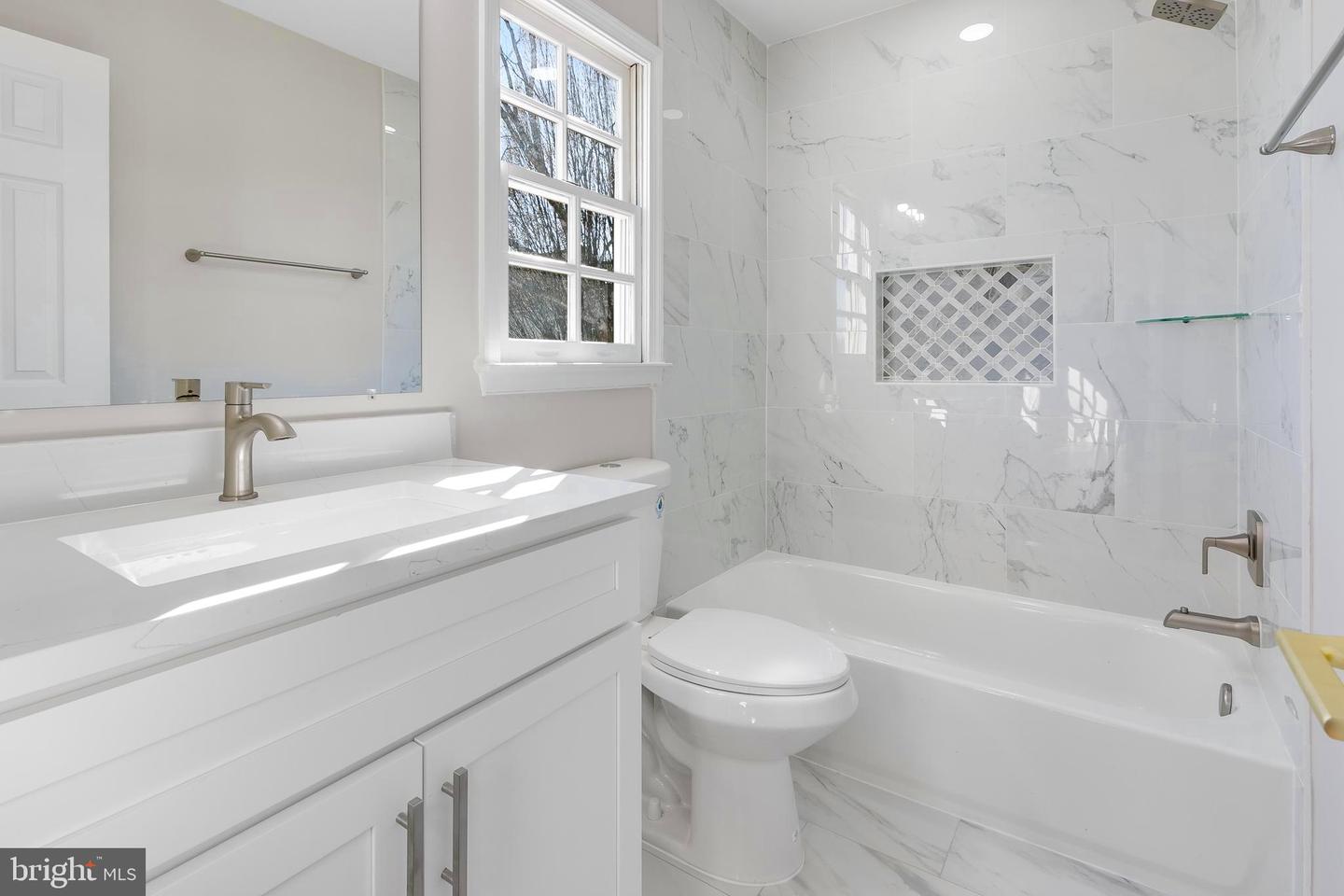 1252 DARTMOUTH CT, ALEXANDRIA, Virginia 22314, 4 Bedrooms Bedrooms, ,4 BathroomsBathrooms,Residential,For sale,1252 DARTMOUTH CT,VAAX2042154 MLS # VAAX2042154