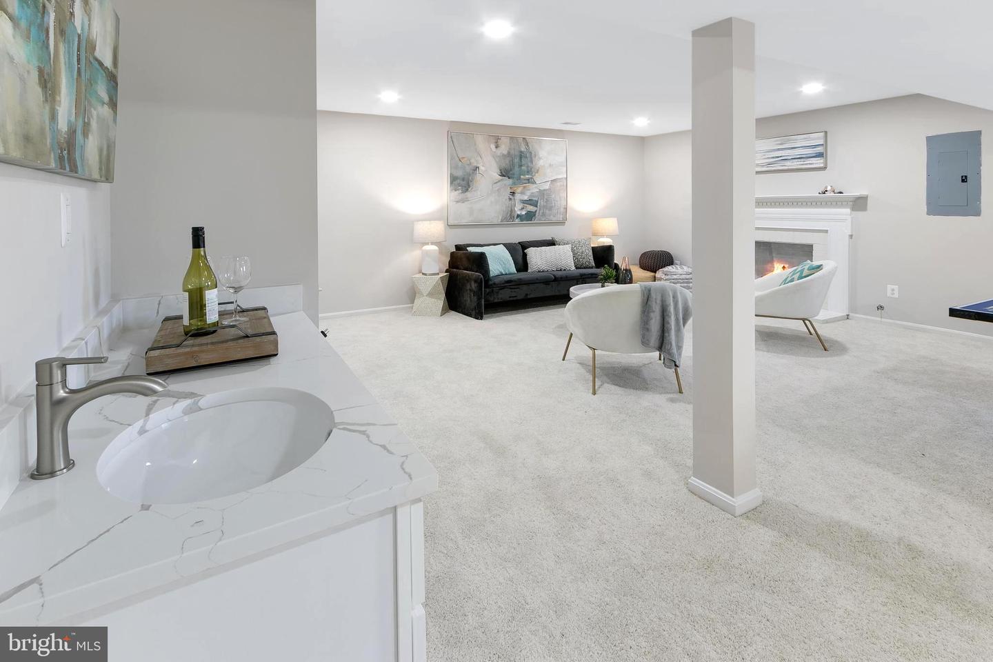 1252 DARTMOUTH CT, ALEXANDRIA, Virginia 22314, 4 Bedrooms Bedrooms, ,4 BathroomsBathrooms,Residential,For sale,1252 DARTMOUTH CT,VAAX2042154 MLS # VAAX2042154